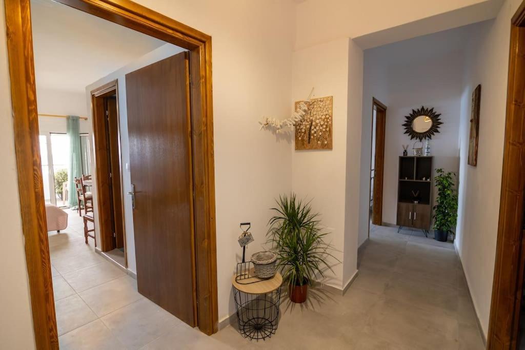 Ioannis Rooms Δωμάτια Με Θεα Στη Θαλασσα Paránimfoi 외부 사진